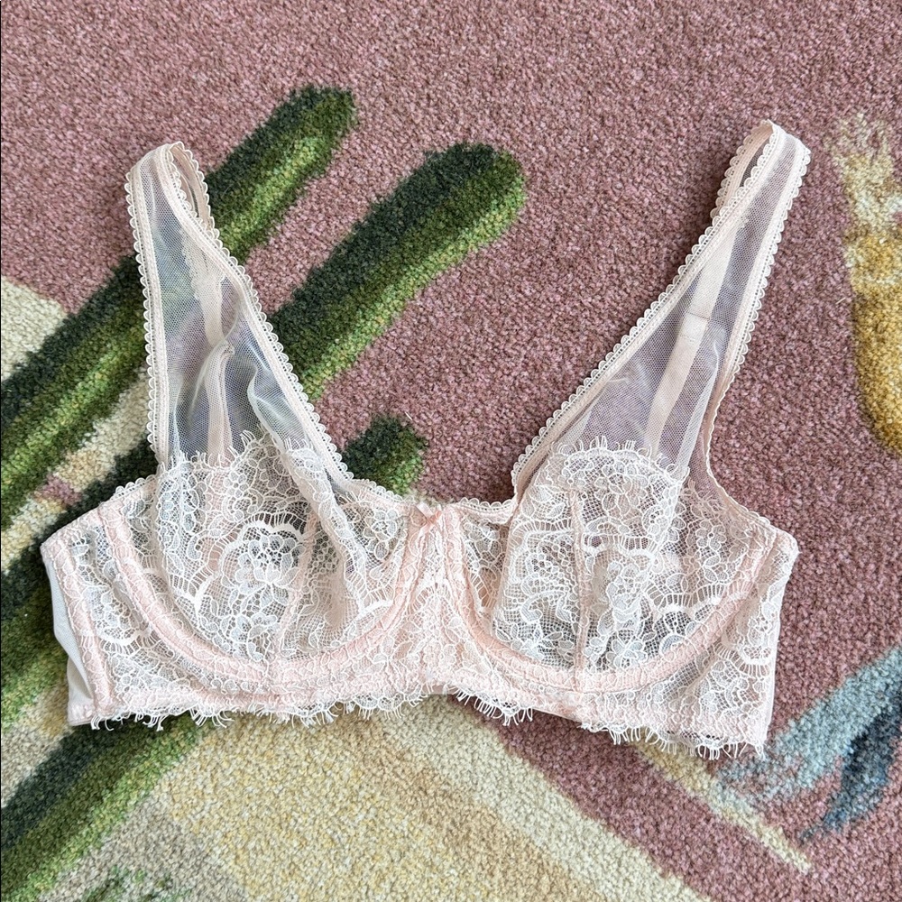 Victoria's Secret Sheer Lace Underwire Bra in Light Pink